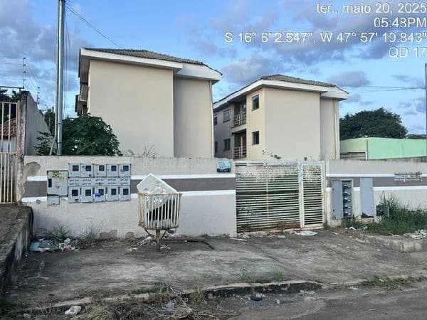 Apartamento - 2 Quartos - Cidade Ocidental - Desocupado — foto 2