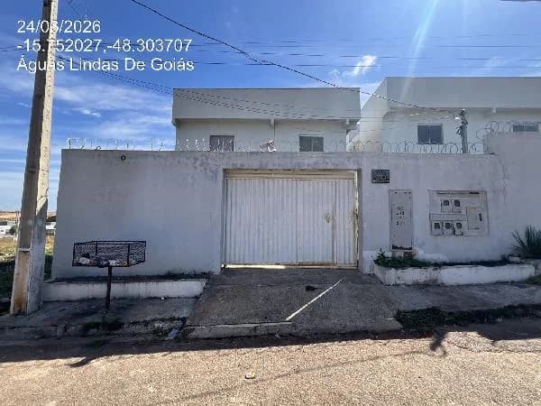 Apartamento - 2 Quartos - Aguas Lindas de Goias - Ocupado — foto 2