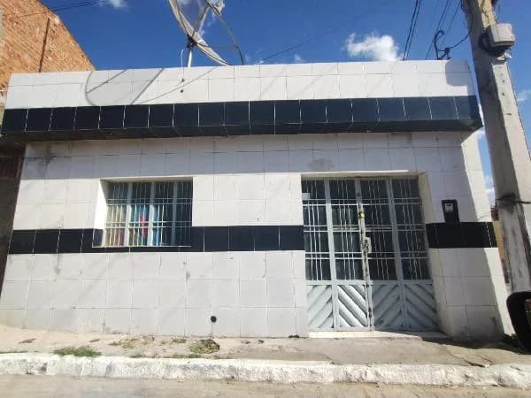 Casa - 3 Quartos - Belo Jardim - Ocupado — foto 2