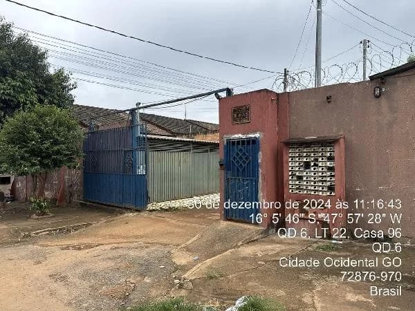 Casa - 2 Quartos - Cidade Ocidental - Ocupado — foto 2