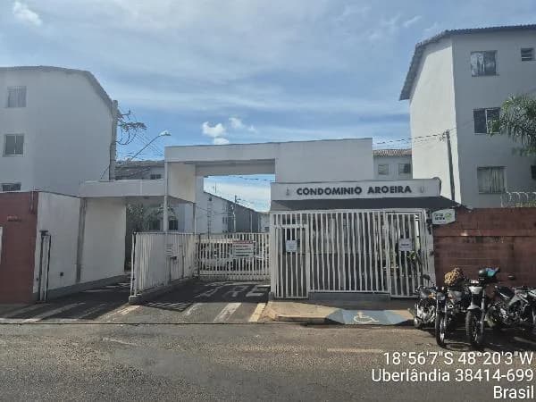 Apartamento - 2 Quartos - Uberlandia - Ocupado — foto 2