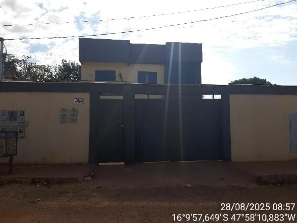 Apartamento - 2 Quartos - Luziania - Ocupado — foto 2