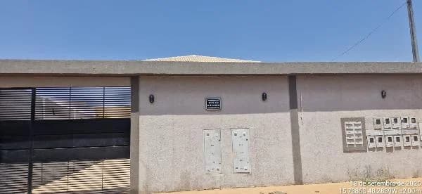 Apartamento - 2 Quartos - Aguas Lindas de Goias - Ocupado — foto 2