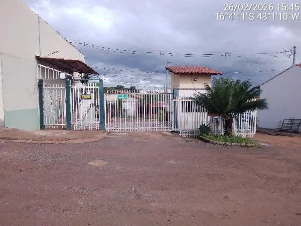 Casa - 2 Quartos - Valparaiso de Goias - Ocupado — foto 2