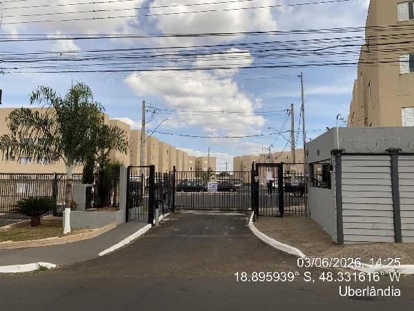 Apartamento - 2 Quartos - Uberlandia - Ocupado — foto 2