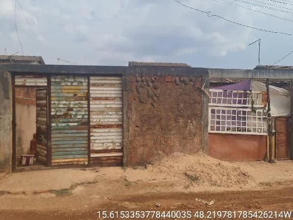 Casa - 2 Quartos - Padre Bernardo - Ocupado — foto 2