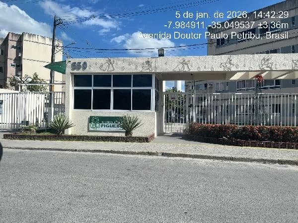 Apartamento - 2 Quartos - Sao Lourenco da Mata - Ocupado — foto 2