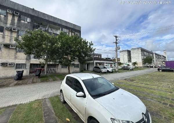 Apartamento - 2 Quartos - Sao Lourenco da Mata - Ocupado — foto 2