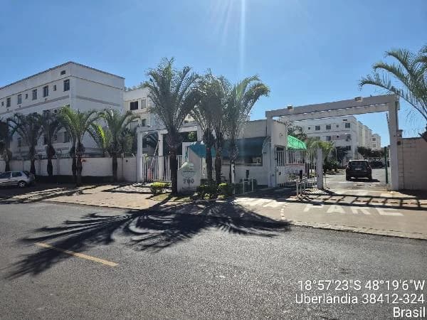 Apartamento - 2 Quartos - Uberlandia - Ocupado — foto 2