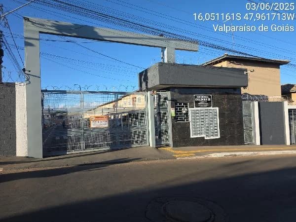 Apartamento - 2 Quartos - Valparaiso de Goias - Ocupado — foto 2