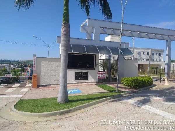 Apartamento - 2 Quartos - Presidente Prudente - Ocupado — foto 2