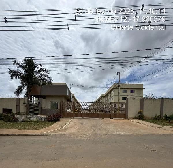 Apartamento - 2 Quartos - Cidade Ocidental - Ocupado — foto 2
