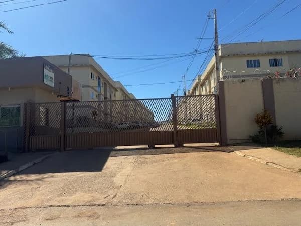 Apartamento - 2 Quartos - Cidade Ocidental - Ocupado — foto 2