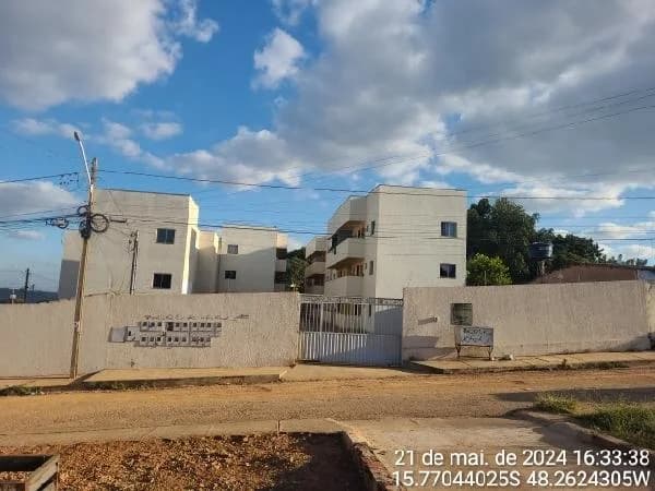 Apartamento - 2 Quartos - Aguas Lindas de Goias - Ocupado — foto 2