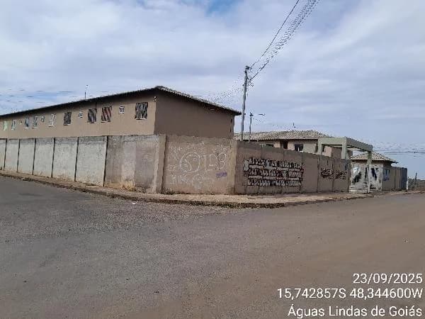 Apartamento - 2 Quartos - Aguas Lindas de Goias - Ocupado — foto 2