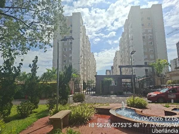 Apartamento - 2 Quartos - Uberlandia - Ocupado — foto 2