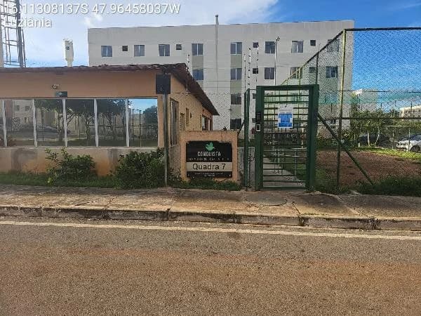 Apartamento - 2 Quartos - Luziania - Ocupado — foto 2
