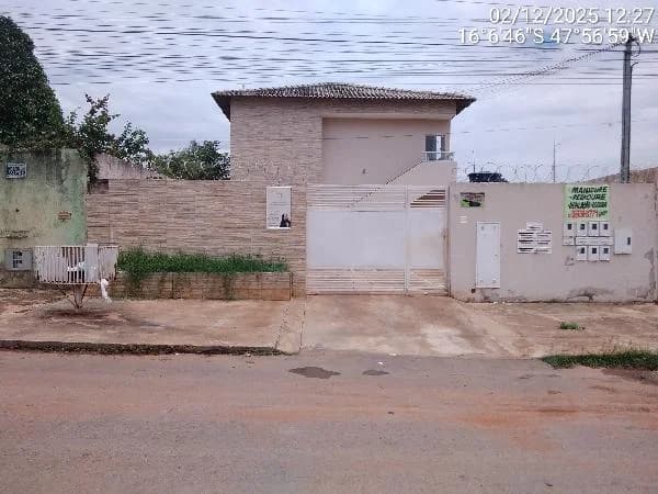 Apartamento - 2 Quartos - Cidade Ocidental - Desocupado — foto 2