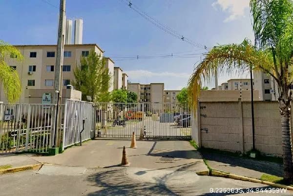 Apartamento - 2 Quartos - Jaboatao dos Guararapes - Ocupado — foto 2
