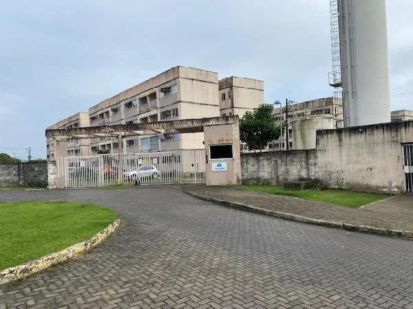 Apartamento - 2 Quartos - Sao Lourenco da Mata - Ocupado — foto 2