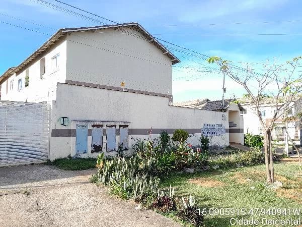 Apartamento - 2 Quartos - Cidade Ocidental - Ocupado — foto 2