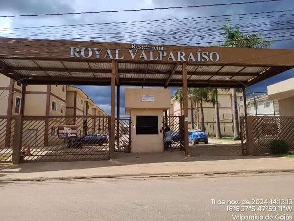 Apartamento - 2 Quartos - Valparaiso de Goias - Ocupado — foto 2