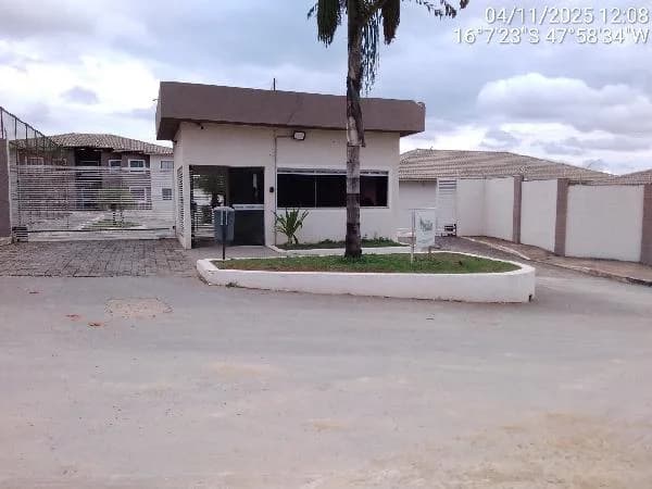 Apartamento - 2 Quartos - Valparaiso de Goias - Ocupado — foto 2