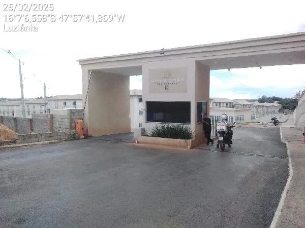 Apartamento - 2 Quartos - Luziania - Ocupado — foto 2