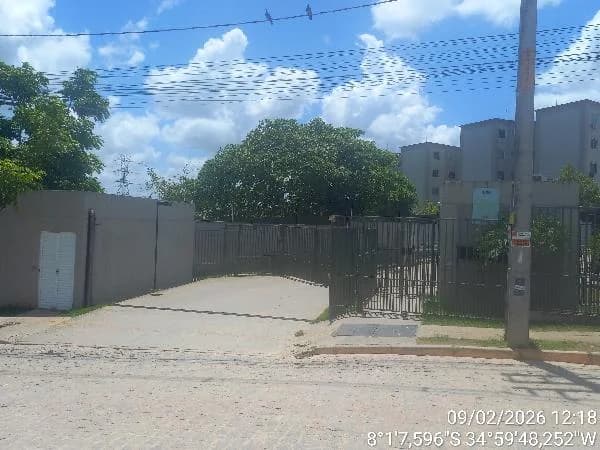 Apartamento - 2 Quartos - Camaragibe - Ocupado — foto 2