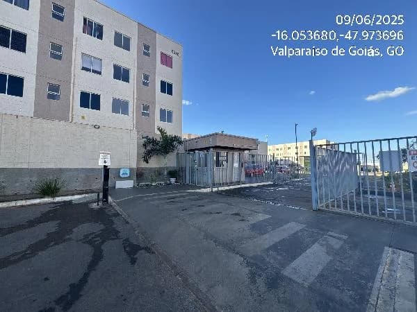 Apartamento - 2 Quartos - Valparaiso de Goias - Ocupado — foto 2