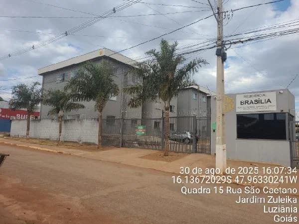 Apartamento - 2 Quartos - Luziania - Ocupado — foto 2