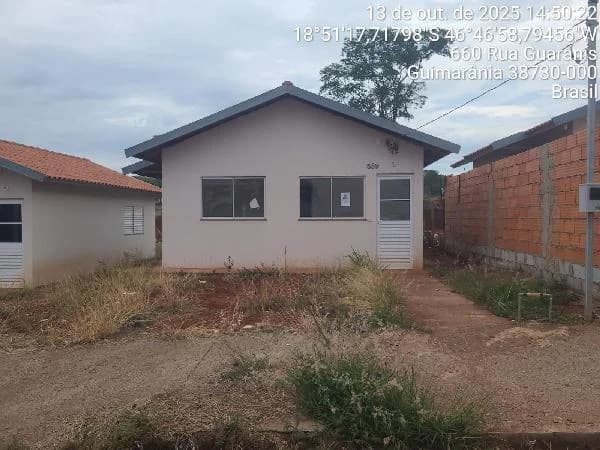 Casa - 2 Quartos - Patrocinio - Desocupado — foto 2