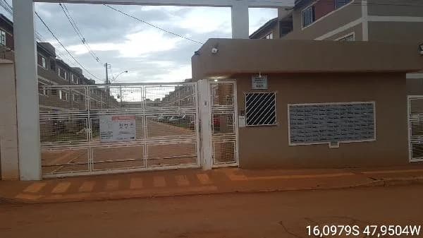 Apartamento - 2 Quartos - Cidade Ocidental - Ocupado — foto 2