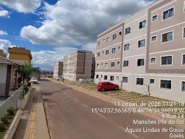 Apartamento - 2 Quartos - Aguas Lindas de Goias - Ocupado — foto 2