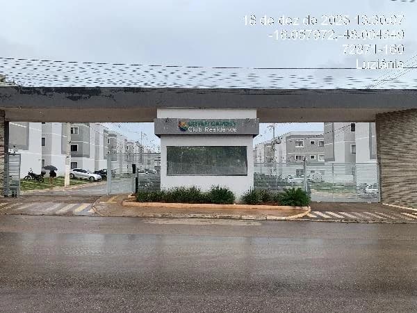 Apartamento - 2 Quartos - Valparaiso de Goias - Ocupado — foto 2