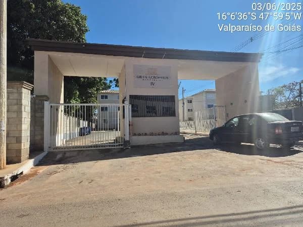 Apartamento - 2 Quartos - Valparaiso de Goias - Ocupado — foto 2