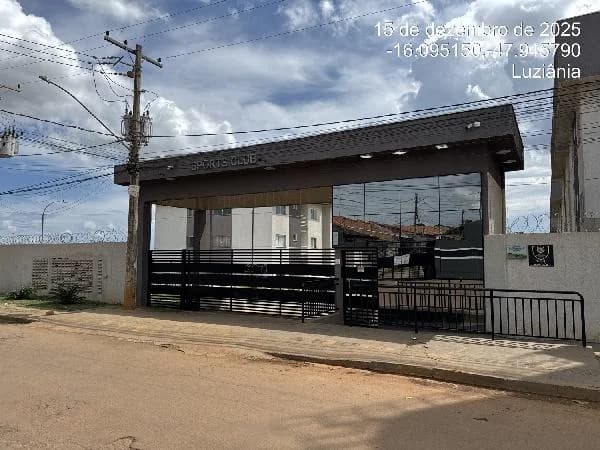 Apartamento - 2 Quartos - Cidade Ocidental - Desocupado — foto 2