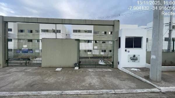 Apartamento - 2 Quartos - Abreu e Lima - Desocupado — foto 2