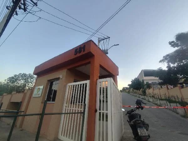 Apartamento - 2 Quartos - Belford Roxo - Desocupado — foto 2