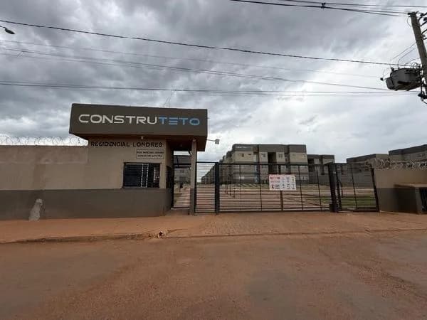 Apartamento - 2 Quartos - Cidade Ocidental - Ocupado — foto 2