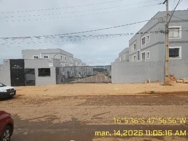 Apartamento - 2 Quartos - Cidade Ocidental - Desocupado — foto 2