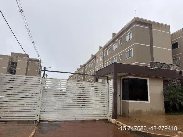 Apartamento - 2 Quartos - Aguas Lindas de Goias - Ocupado — foto 2
