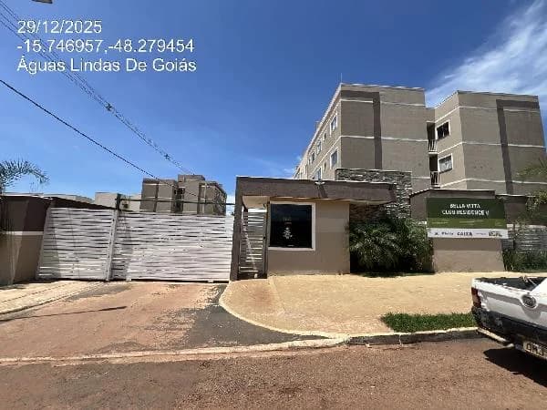 Apartamento - 2 Quartos - Aguas Lindas de Goias - Ocupado — foto 2