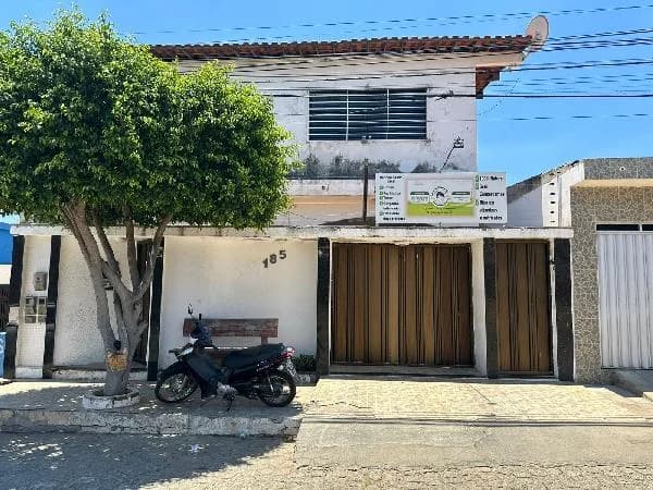 Casa - 3 Quartos - Serra Talhada - Ocupado — foto 2