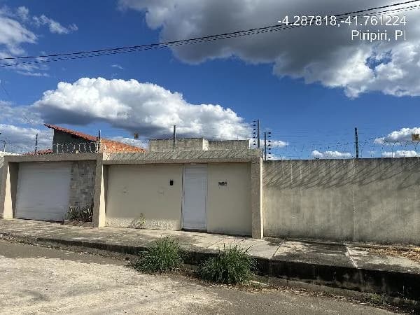 Casa - 3 Quartos - Piripiri - Ocupado — foto 2