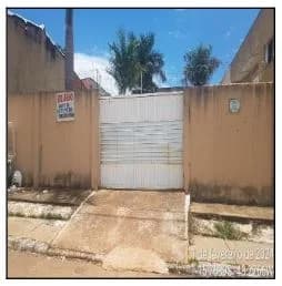 Apartamento - 2 Quartos - Aguas Lindas de Goias - Ocupado — foto 2