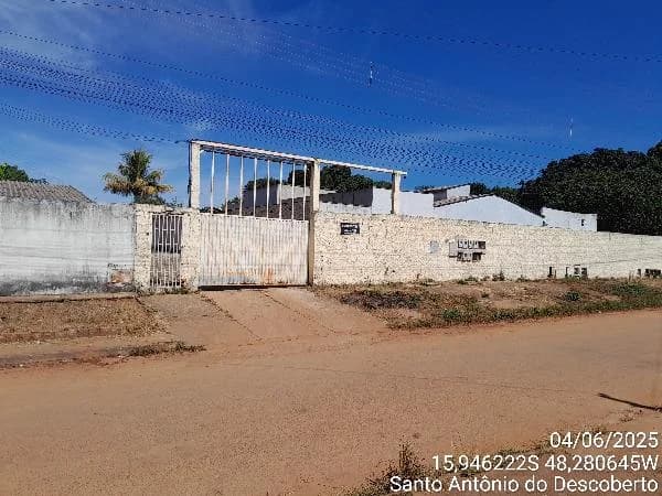 Casa - 2 Quartos - Santo Antonio do Descoberto - Ocupado — foto 2