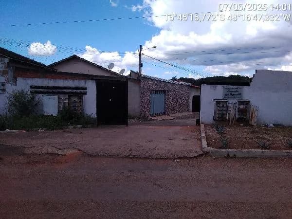 Casa - 2 Quartos - Aguas Lindas de Goias - Desocupado — foto 2
