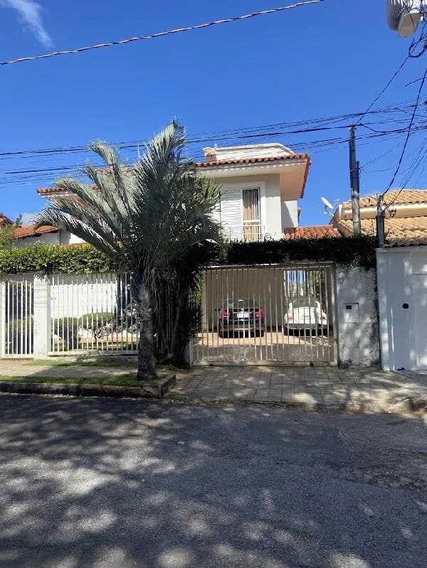 Casa - 5 Quartos - Belo Horizonte - Ocupado — foto 2