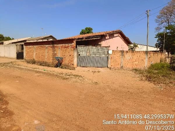 Casa - 2 Quartos - Santo Antonio do Descoberto - Ocupado — foto 2